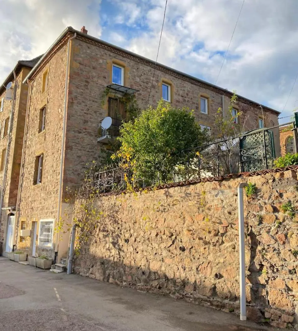 Holiday home Jolie Maison En Pierre Cuinzier